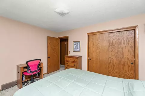 Bedroom - 1501 16th Ave S, Fargo, ND 58103 photo 2 of 4