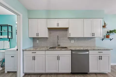 Kitchen - 4681 Horten Pt, Eagan, MN 55122 photo 1 of 2