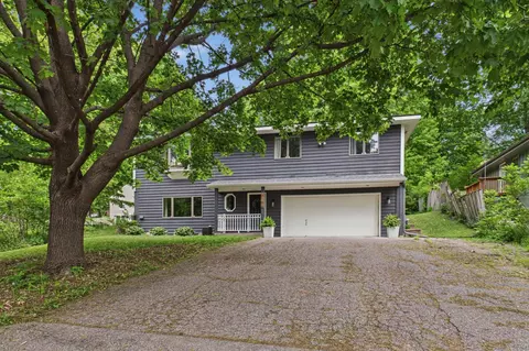6186 Ridgewood Rd, Mound, MN 55364