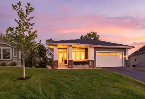 3925 Noah Ct NW, Prior Lake, MN 55372