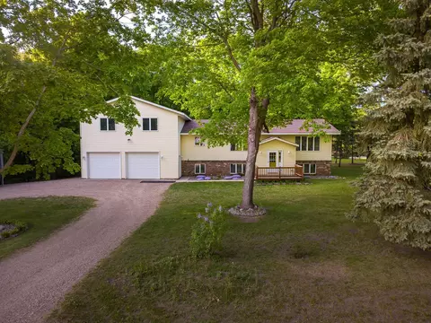 13922 68th St NW, Annandale, MN 55302