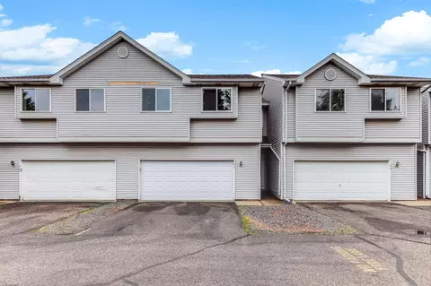 1624 Namekagon St #11, Hudson, WI 54016