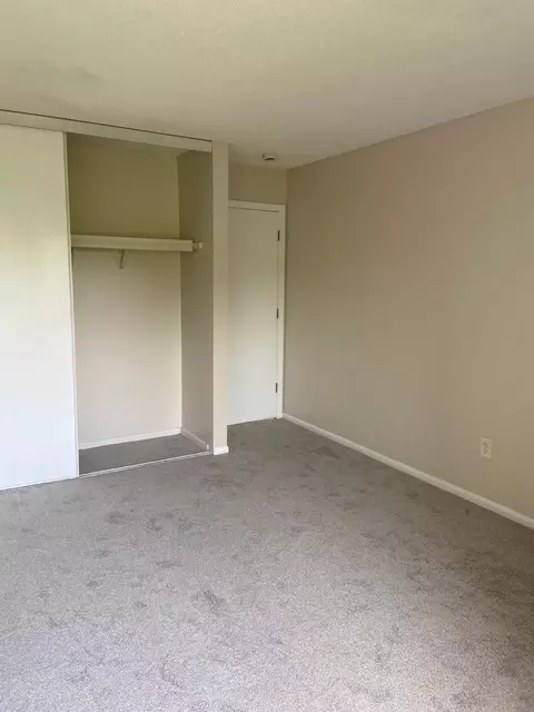 Bedroom - 4110 Rahn Rd #323, Eagan, MN 55122 photo 4 of 4