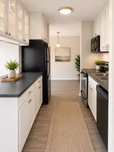 Kitchen - 4110 Rahn Rd #323, Eagan, MN 55122 photo 1 of 4