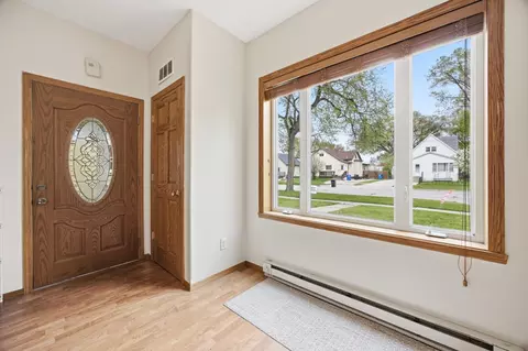 Entry Way - 1810 5th Ave S, Fargo, ND 58103 photo 1 of 3