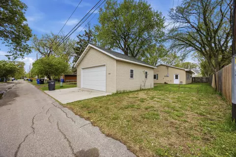 Exterior - 1810 5th Ave S, Fargo, ND 58103 photo 9 of 9
