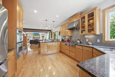 Kitchen - 692 Shelerud Dr, Eagan, MN 55123 photo 3 of 8