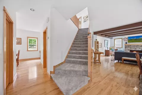 Entry Way - 692 Shelerud Dr, Eagan, MN 55123 photo 4 of 7