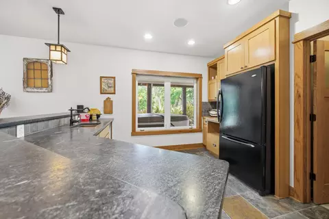 Kitchen - 692 Shelerud Dr, Eagan, MN 55123 photo 8 of 8