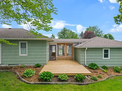 Exterior - 150 2nd Ave SE, Plainview, MN 55964 photo 6 of 6