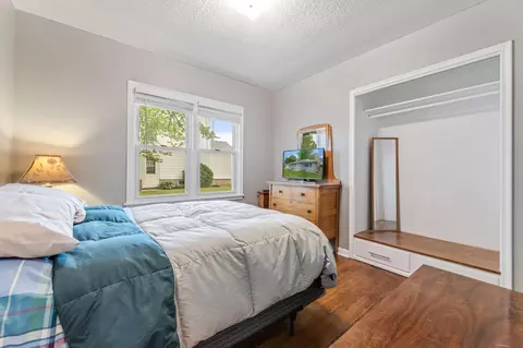 Bedroom - 150 2nd Ave SE, Plainview, MN 55964 photo 2 of 3