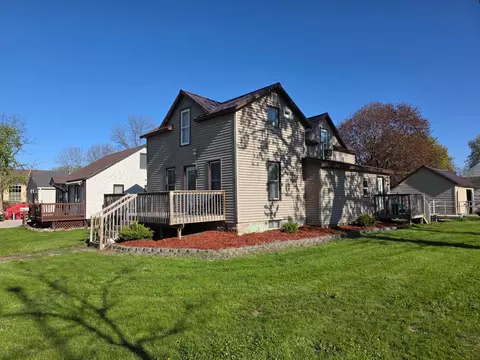 1543 Dover St, Worthington, MN 56187