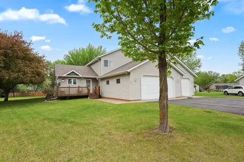 453 Stanley Dr, Foley, MN 56329