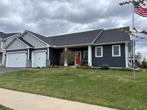 9613 W Wind Trl, Woodbury, MN 55129