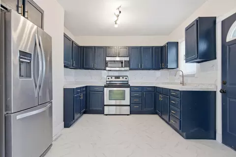 Kitchen - 363 Geranium Ave E, Saint Paul, MN 55130 photo 3 of 3