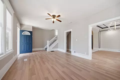 Living - 363 Geranium Ave E, Saint Paul, MN 55130 photo 2 of 7