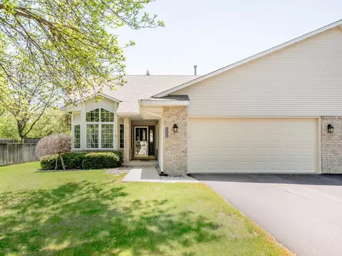 17213 Rogers Rd, Eden Prairie, MN 55347