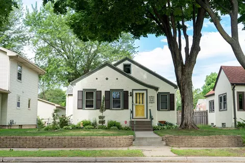 4425 Knox Ave N, Minneapolis, MN 55412