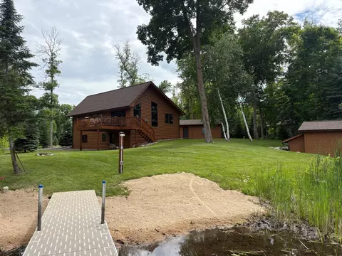 Exterior - 940 Maple Crest Dr NW, Hackensack, MN 56452 photo 2 of 11