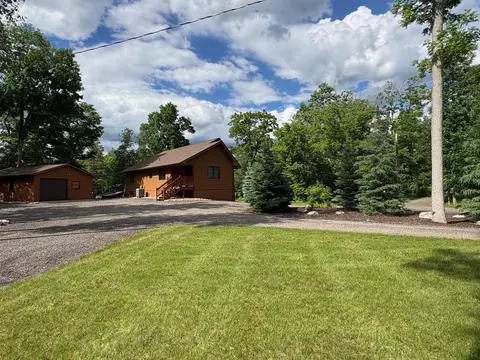 Exterior - 940 Maple Crest Dr NW, Hackensack, MN 56452 photo 5 of 10