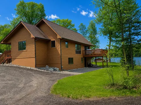 Exterior - 940 Maple Crest Dr NW, Hackensack, MN 56452 photo 1 of 11