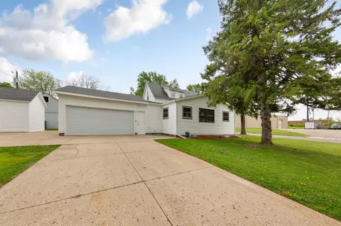 808 E Vine St, Owatonna, MN 55060
