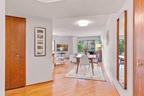 1225 Lasalle Ave #702, Minneapolis, MN 55403