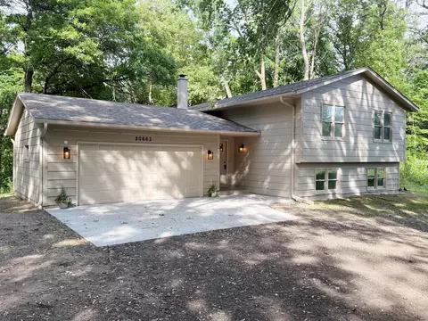 20663 Ulysses St NW, Elk River, MN 55330