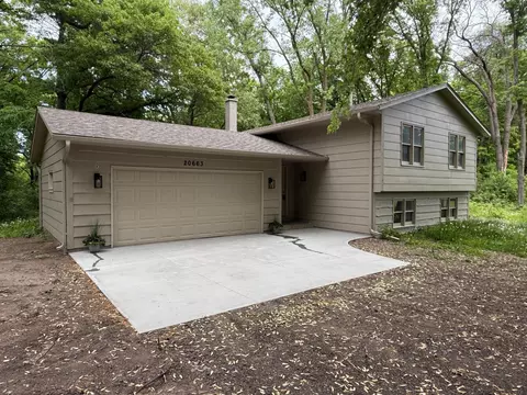 20663 Ulysses St NW, Elk River, MN 55330