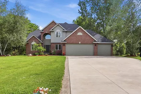 14493 21st St N, Stillwater, MN 55082