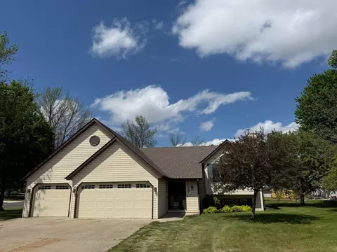 209 4th Ave SW, Medford, MN 55049