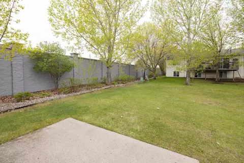 Exterior - 4780 10th Ave S, Fargo, ND 58103 photo 4 of 5