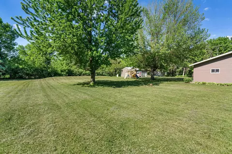 Exterior - 11057 366th Ave, Waseca, MN 56093 photo 4 of 8