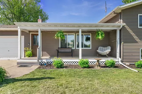 Exterior - 11057 366th Ave, Waseca, MN 56093 photo 1 of 8