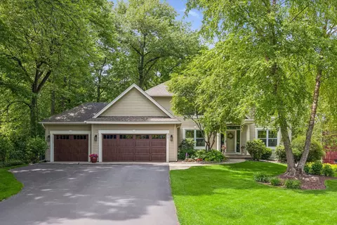 875 Fernbrook Ln N, Plymouth, MN 55447