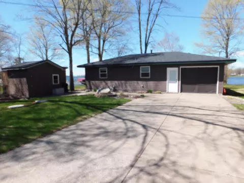 3178 Viewpoint Rd, Isle, MN 56342
