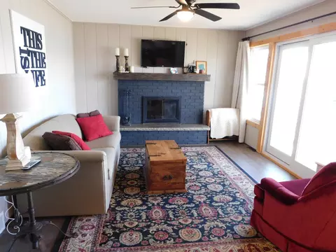 Living - 3178 Viewpoint Rd, Isle, MN 56342 photo 1 of 4