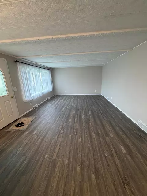 322 W Prairie Ave, Mabel, MN 55954 photo 9