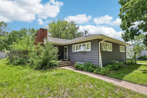 113 Central St, Le Sueur, MN 56058
