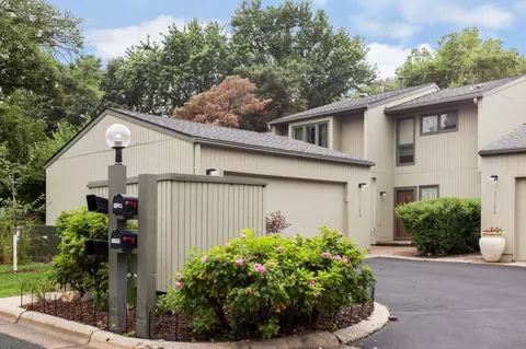 11140 Abbott Ln, Minnetonka, MN 55343