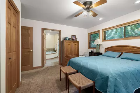 Bedroom - 9809 Ravenswood Rd, Brainerd, MN 56401 photo 3 of 4