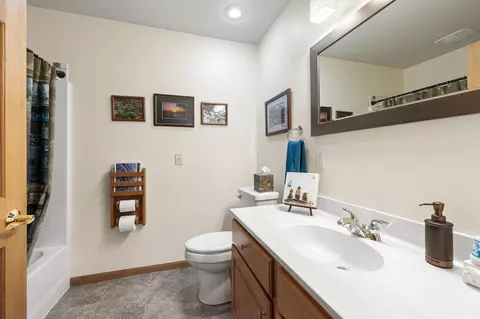 Bath - 9809 Ravenswood Rd, Brainerd, MN 56401 photo 2 of 2