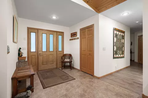 Entry Way - 9809 Ravenswood Rd, Brainerd, MN 56401 photo 1 of 2