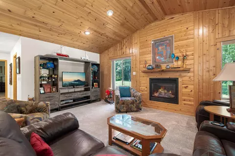 Living - 9809 Ravenswood Rd, Brainerd, MN 56401 photo 1 of 1
