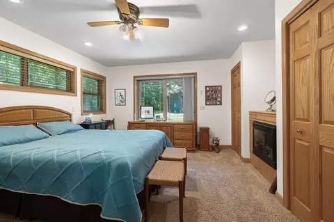 Bedroom - 9809 Ravenswood Rd, Brainerd, MN 56401 photo 2 of 4