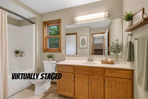 Bath - 1812 Haller Way, Saint Cloud, MN 56301 photo 1 of 2