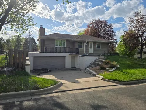 5001 W 108th St, Bloomington, MN 55437