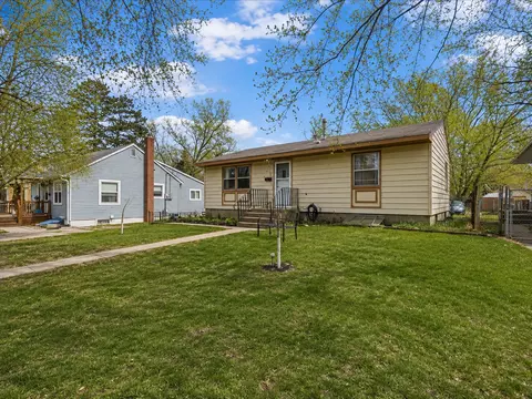 814 11th Ave NE, Brainerd, MN 56401