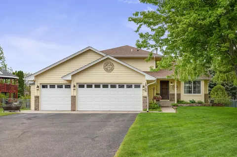 18198 Hudson St NW, Elk River, MN 55330
