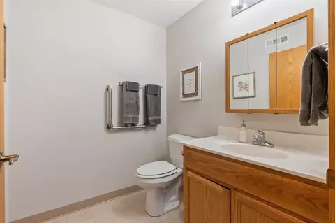Bath - 607 Second St S, Walker, MN 56484 photo 5 of 12